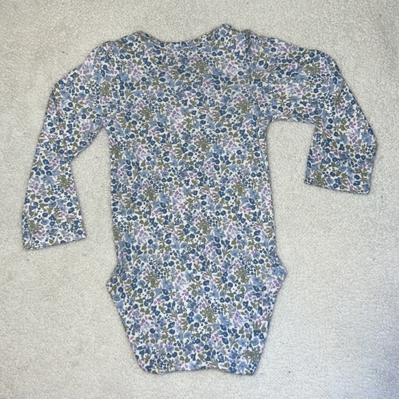 ✨4 FOR $15✨ FLORAL BODYSUIT - Picture 3 of 3